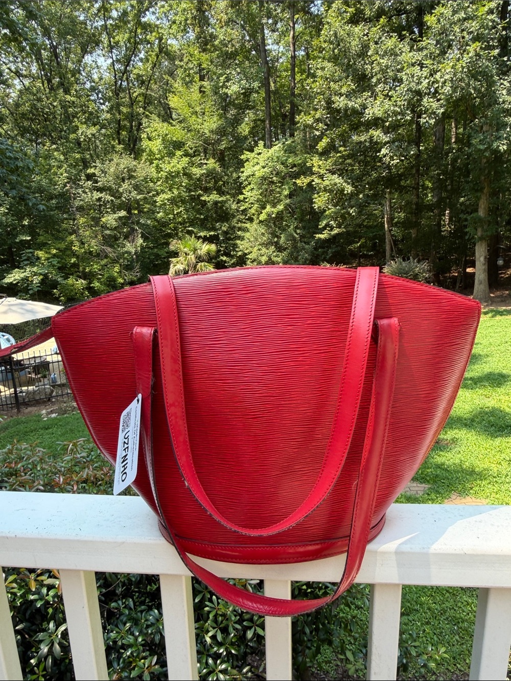 Louis Vuitton Authentic Epi Saint Jacques Red Castilian Leather Shoulder Bag GUC